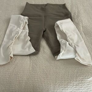 Alo goddess legging. Like new. Worn once. Great for a tall woman.